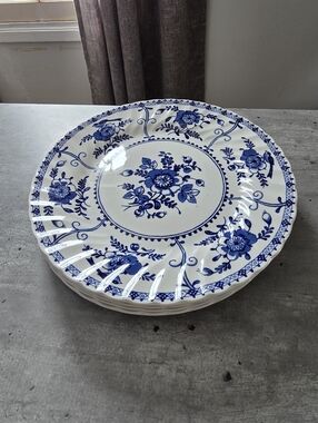 Set Of 4 vintage plates/"Indies" blue pattern/Johnson Brothers/four